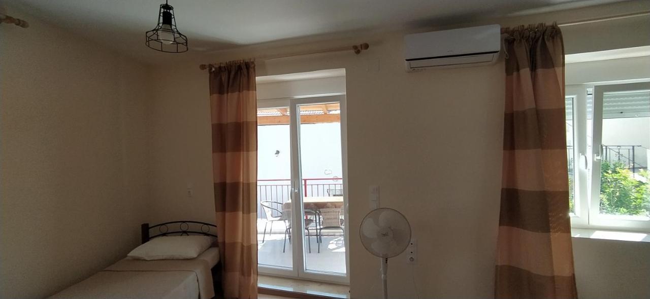 Kalamitsi 2 Floor Apartment Kalamitsion Alexandrou ภายนอก รูปภาพ